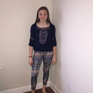 Girl’s navy outfit